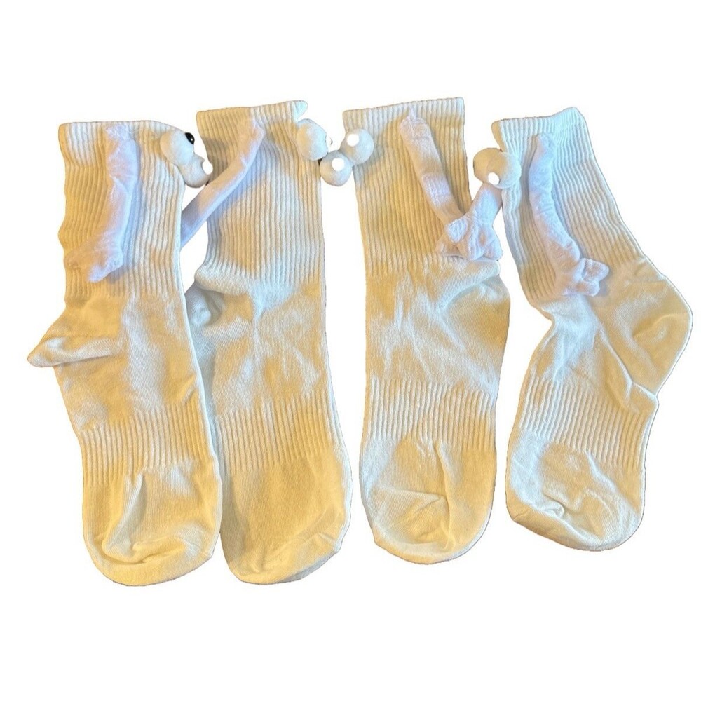 NEW 2 Pair Magnetic Holding Hands Socks Funny Couple Gifts White Adult Size